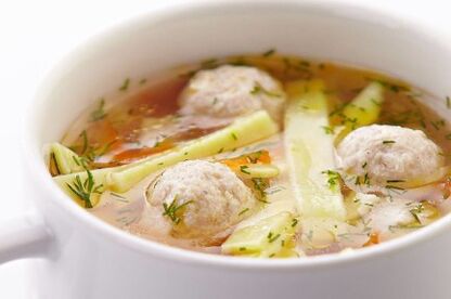 Fleischsuppe